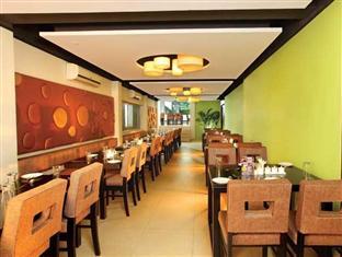 Icon Classic Kottayam Buitenkant foto
